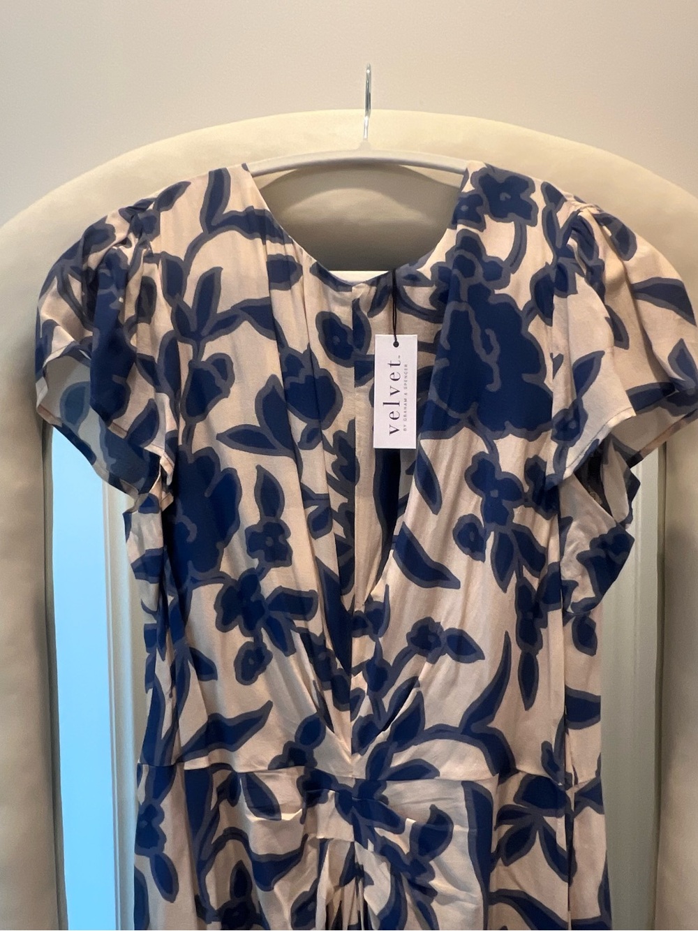 Velvet by Graham & Spencer Nevine Dress - Picture 6 of 6